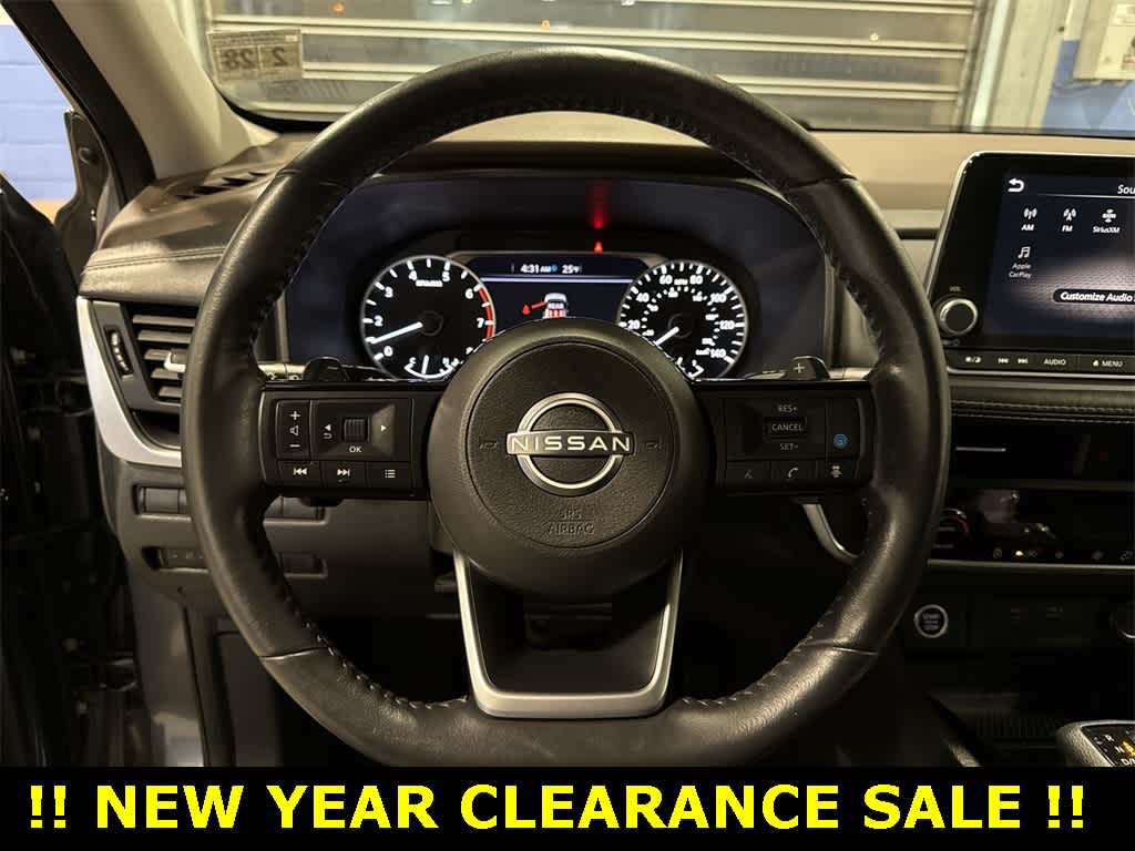 Thumbnail: 2023 Nissan Rogue - 18