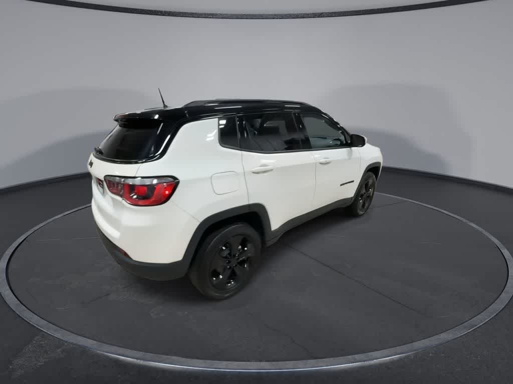 Thumbnail: 2018 Jeep Compass - 8