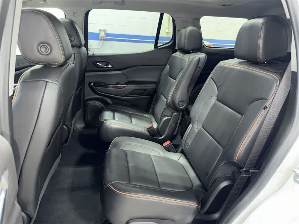 Thumbnail: 2022 GMC Acadia - 17