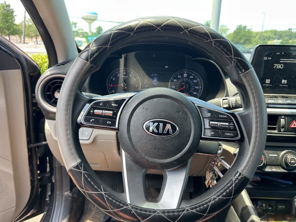 Thumbnail: 2020 Kia Forte - 3