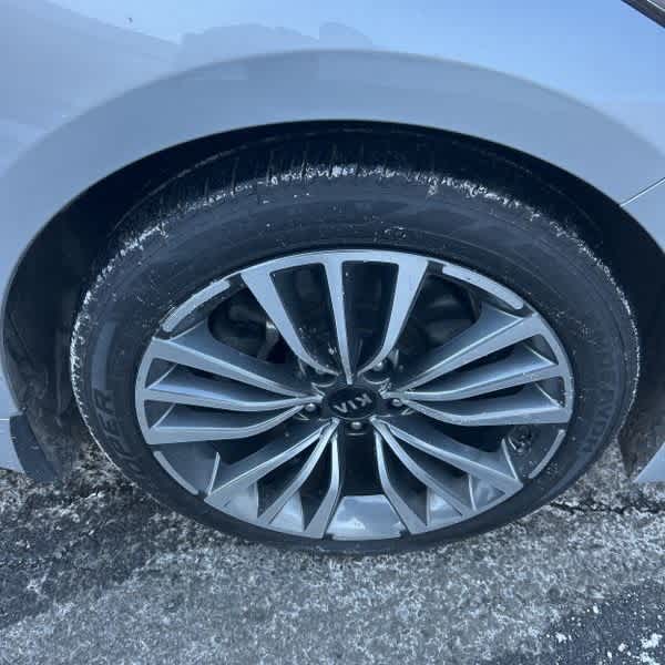 Thumbnail: 2018 Kia Stinger - 20