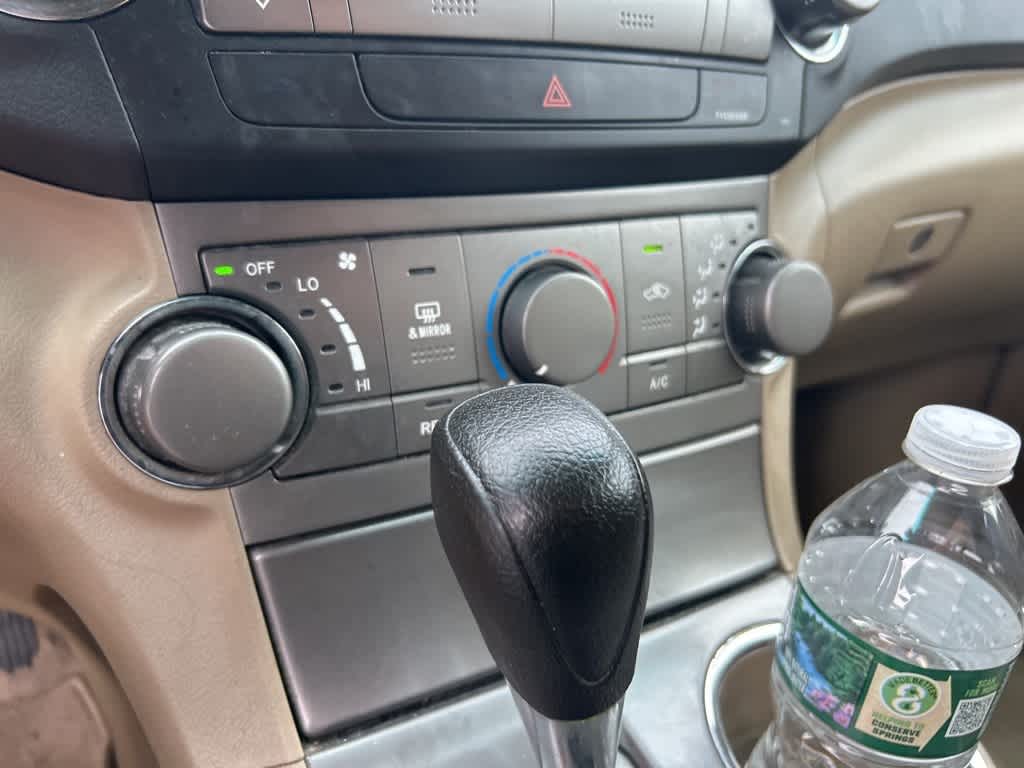 Thumbnail: 2008 Toyota Highlander - 8