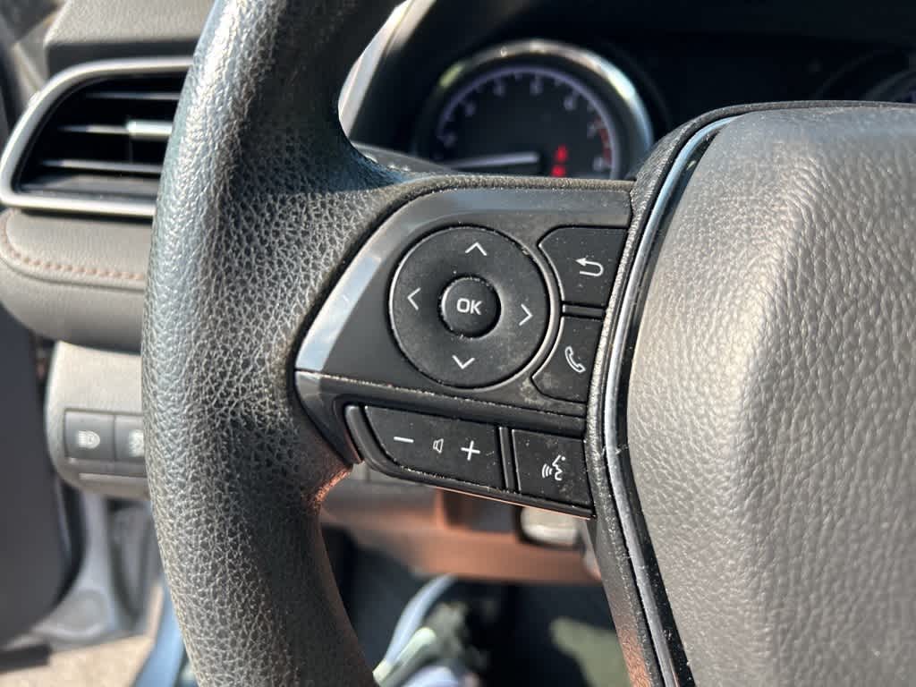 Thumbnail: 2019 Toyota Camry - 19