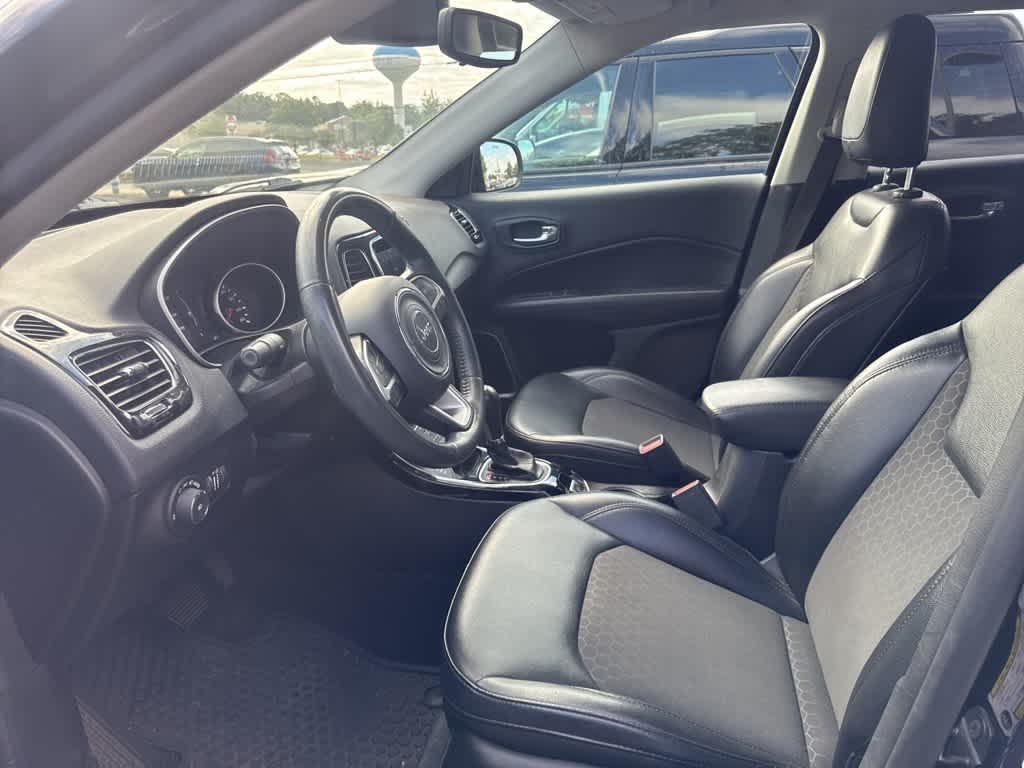 Thumbnail: 2019 Jeep Compass - 8