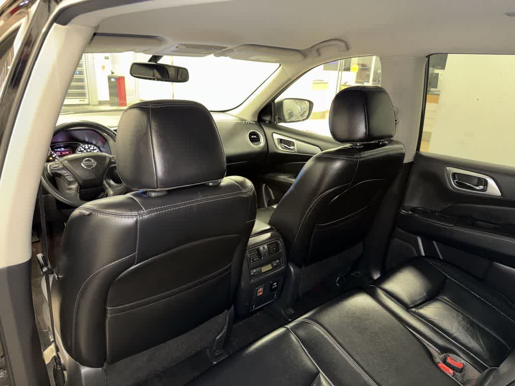 Thumbnail: 2018 Nissan Pathfinder - 29