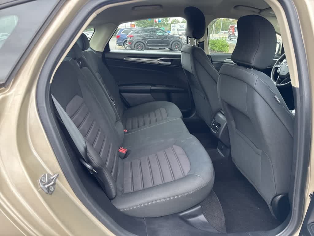 Thumbnail: 2019 Ford Fusion - 17