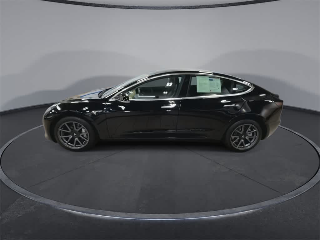 Thumbnail: 2019 Tesla Model 3 - 5