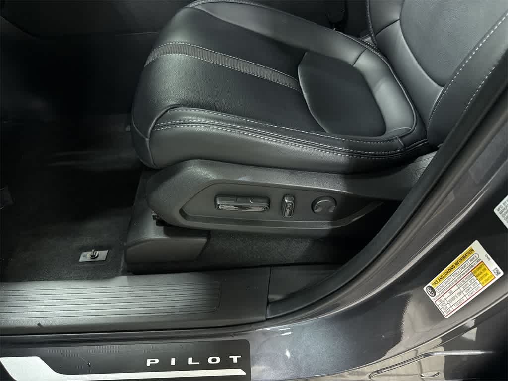 Thumbnail: 2025 Honda Pilot - 24