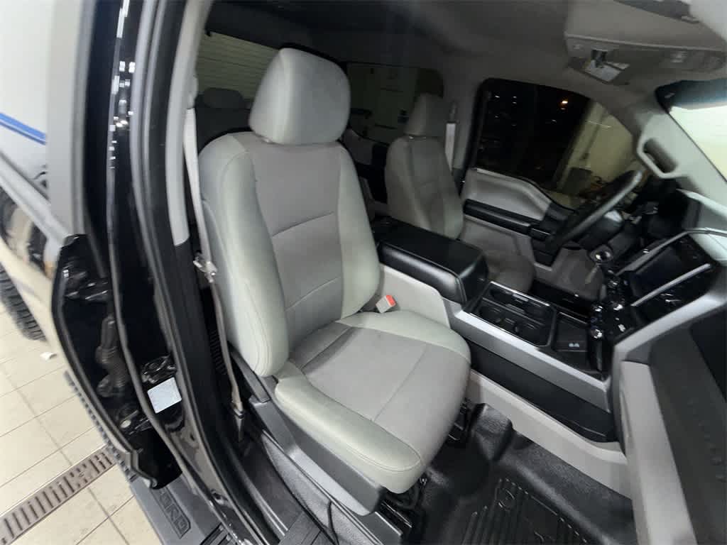 Thumbnail: 2019 Ford F-350 - 16