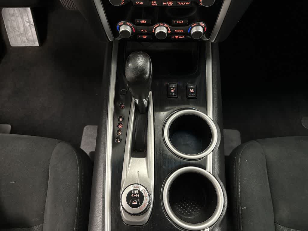 Thumbnail: 2016 Nissan Pathfinder - 32