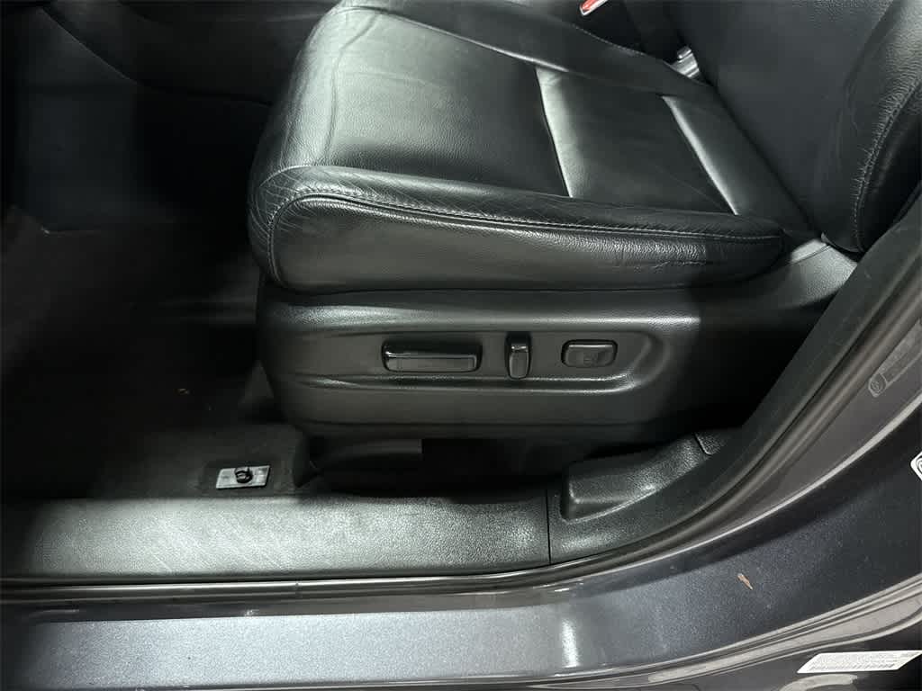 Thumbnail: 2016 Honda Pilot - 25