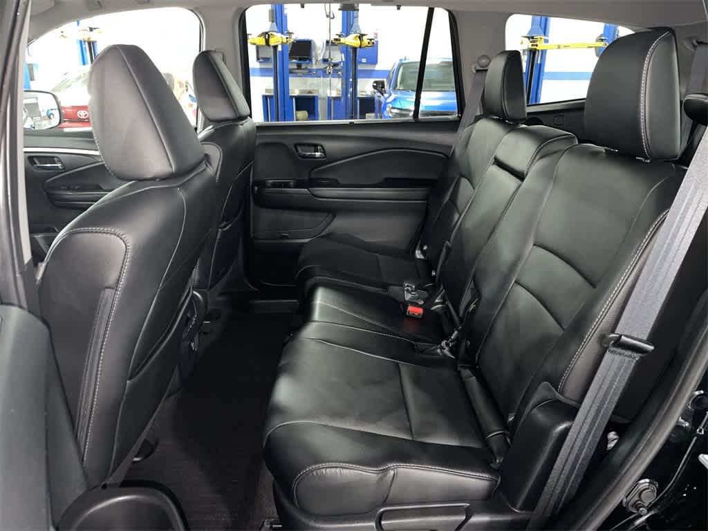 Thumbnail: 2021 Honda Pilot - 17