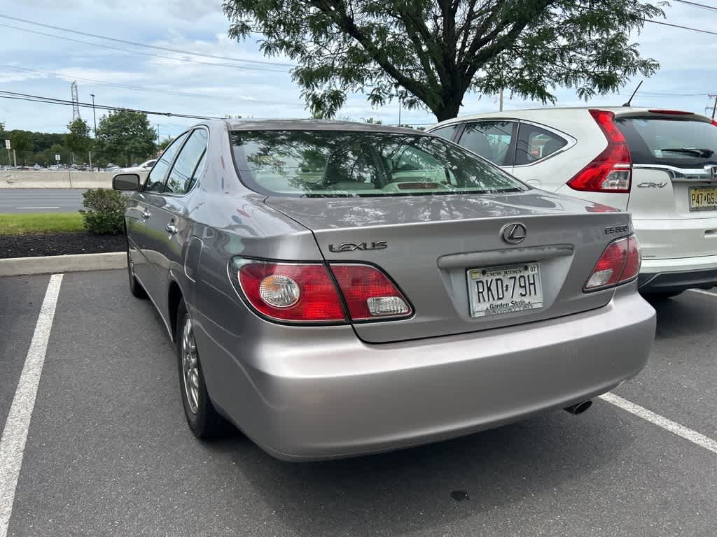 Thumbnail: 2004 Lexus ES - 22
