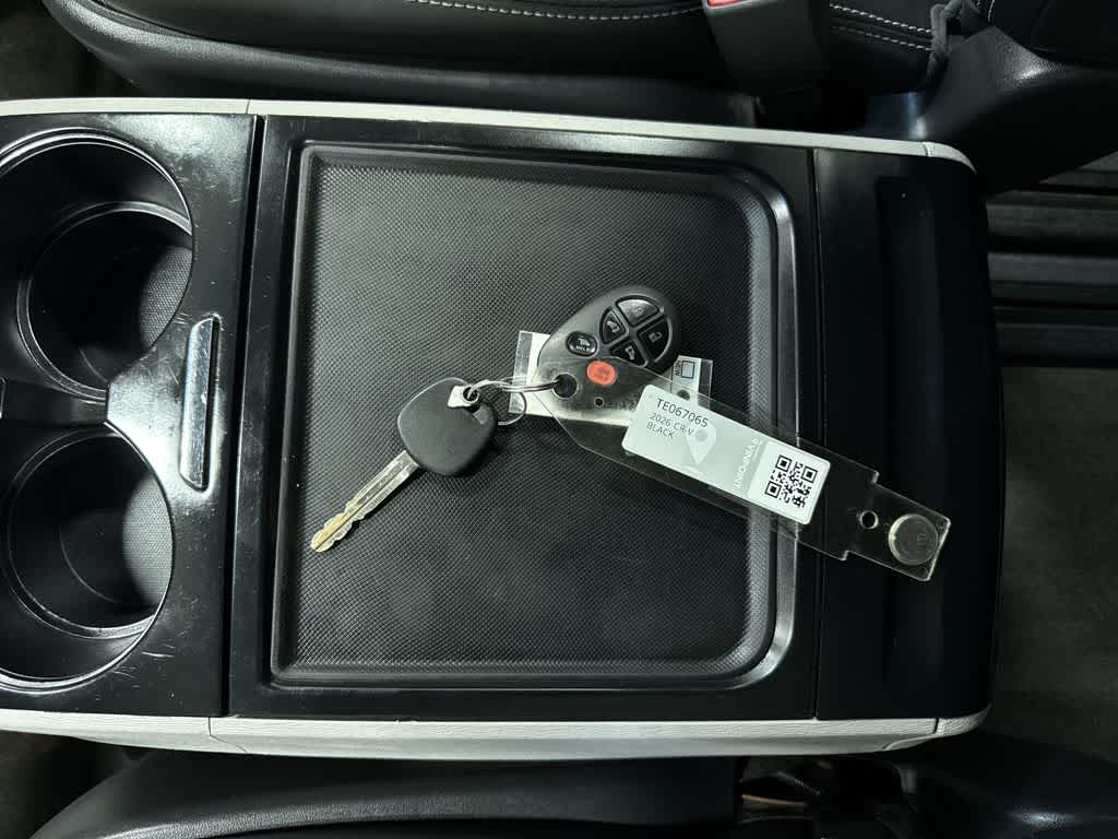 Thumbnail: 2014 Toyota Sienna - 33