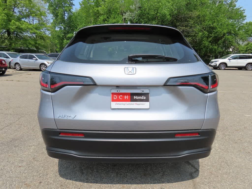 2025 Honda HR-V LX 5