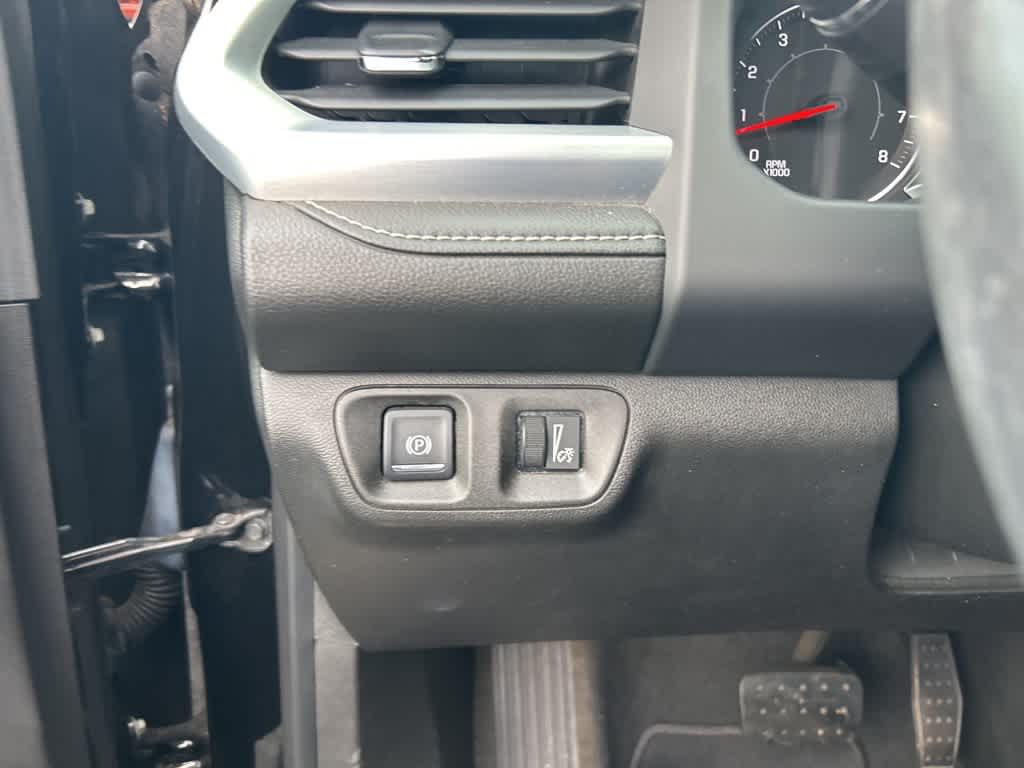 Thumbnail: 2017 GMC Acadia - 23