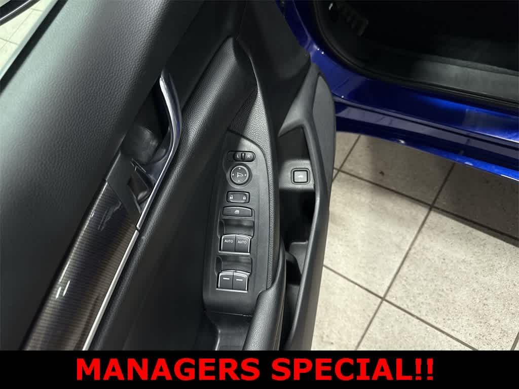 Thumbnail: 2022 Honda Accord - 22