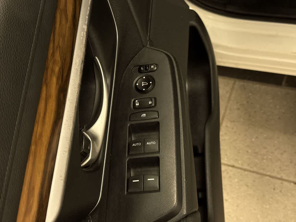 Thumbnail: 2018 Honda CR-V - 22