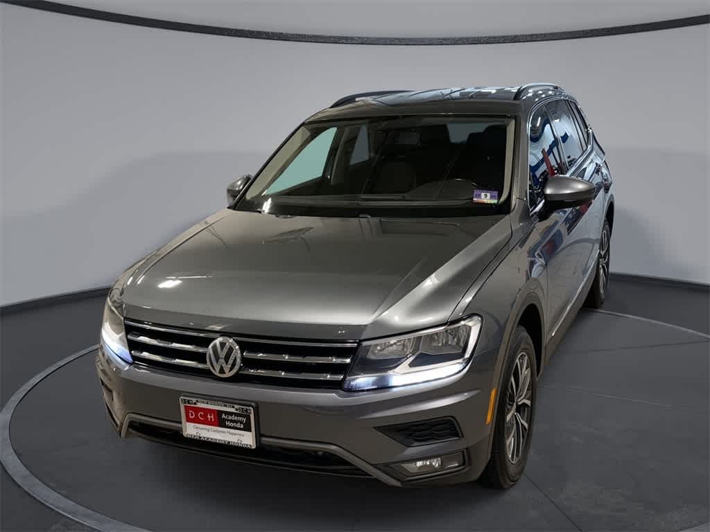 Thumbnail: 2018 Volkswagen Tiguan - 1