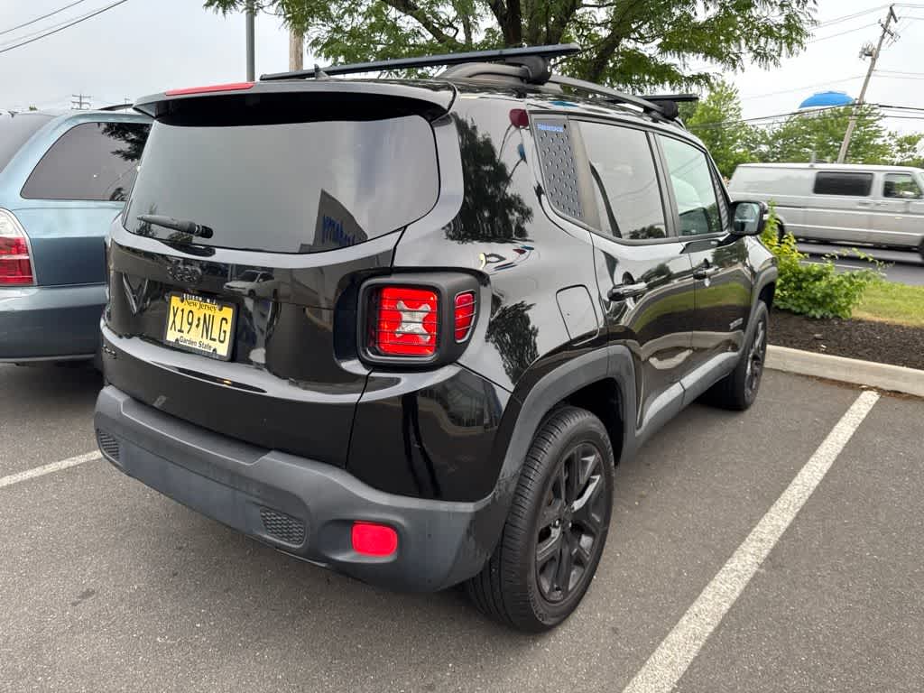Thumbnail: 2017 Jeep Renegade - 4