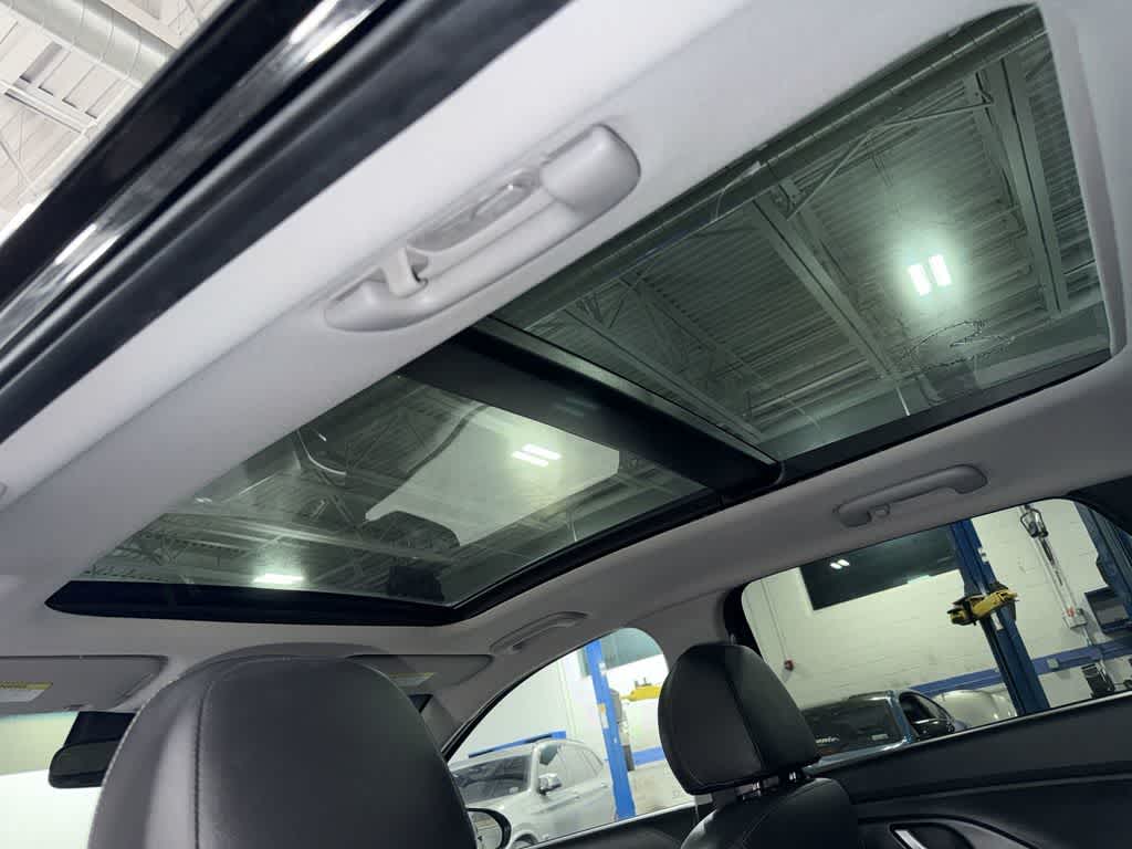 Thumbnail: 2019 Hyundai Elantra - 24