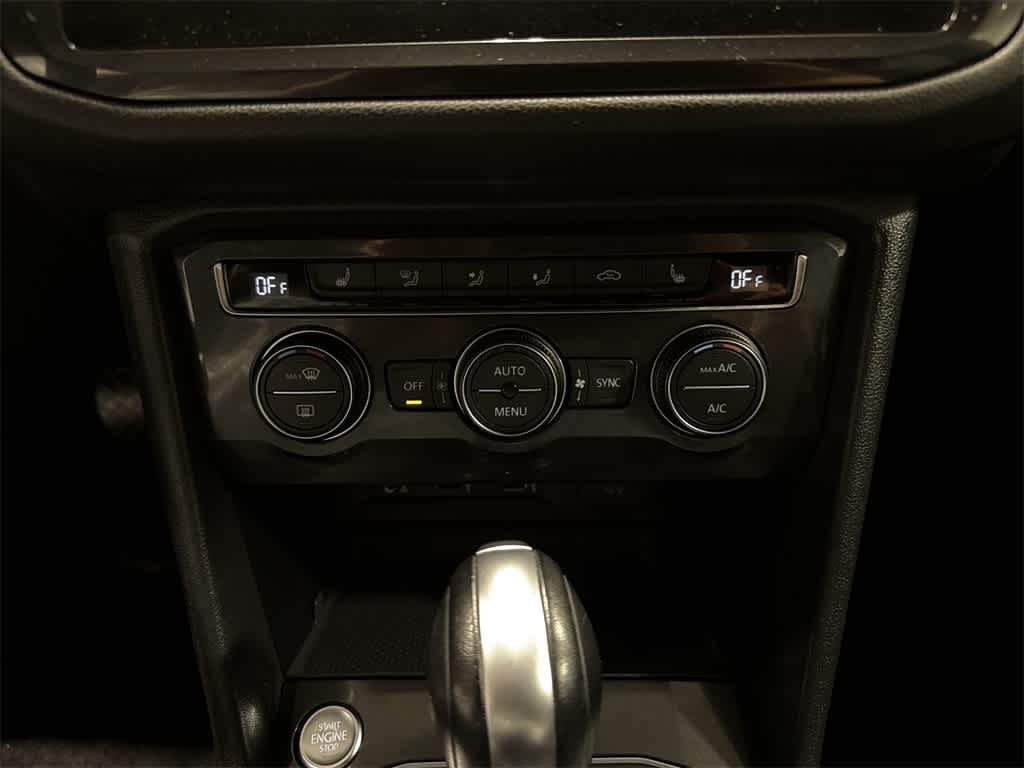 Thumbnail: 2018 Volkswagen Tiguan - 20