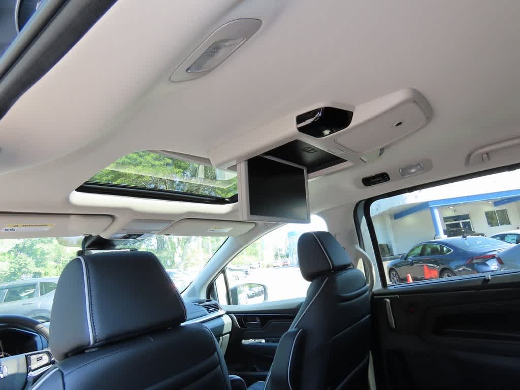Thumbnail: 2026 Honda Odyssey - 17