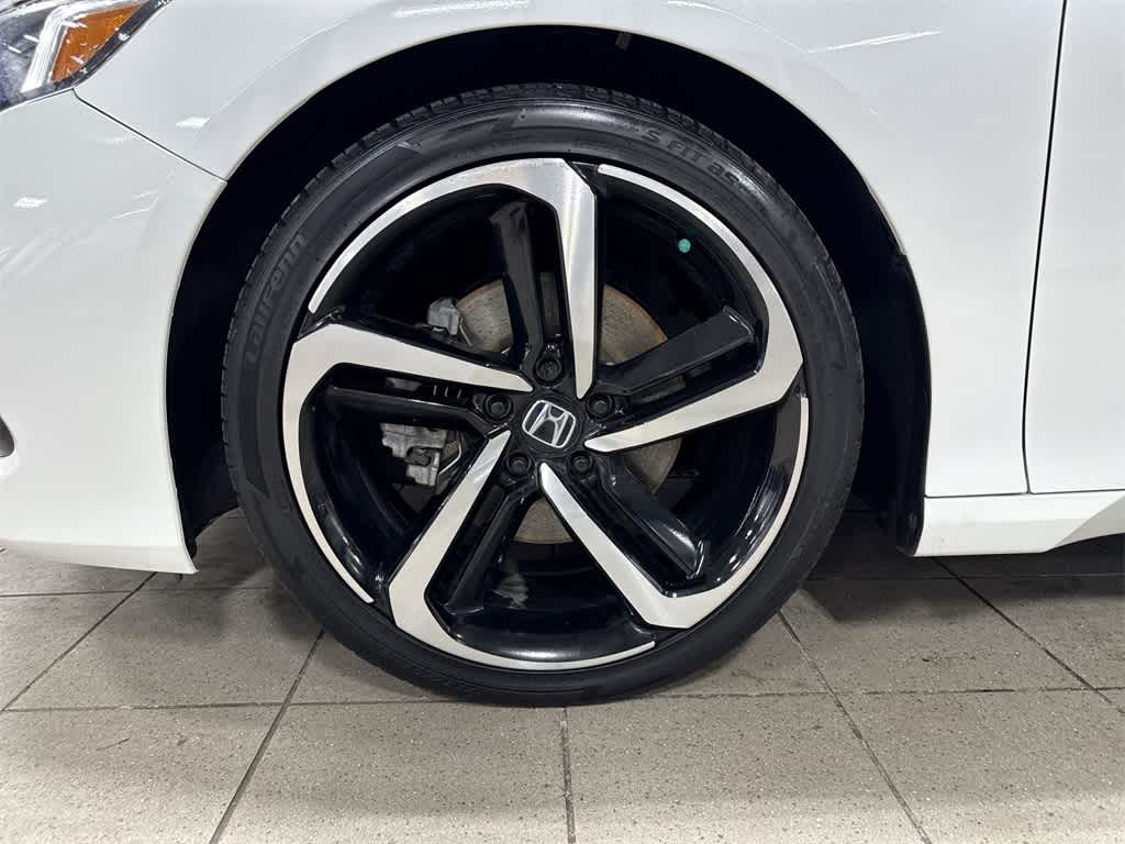 Thumbnail: 2022 Honda Accord - 10