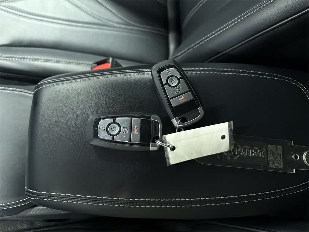 Thumbnail: 2022 Ford Mustang Mach-E - 32