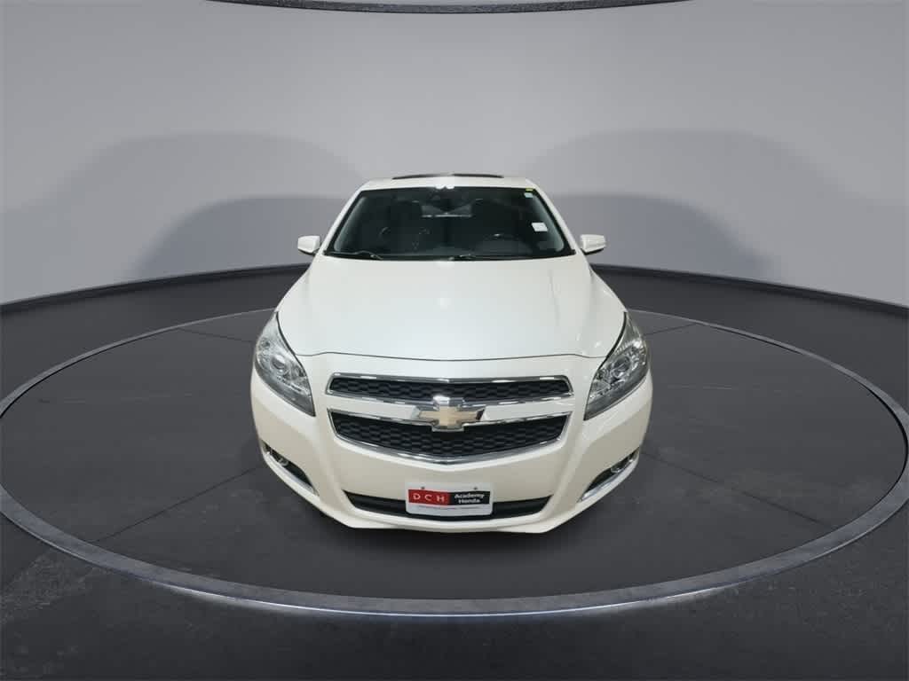 Thumbnail: 2013 Chevrolet Malibu - 3