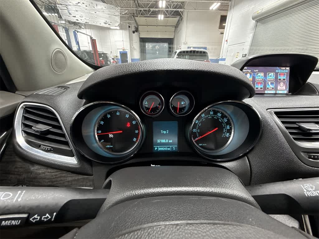 Thumbnail: 2016 Buick Encore - 34
