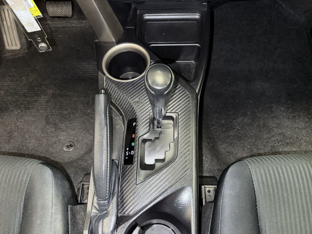 Thumbnail: 2015 Toyota RAV4 - 30