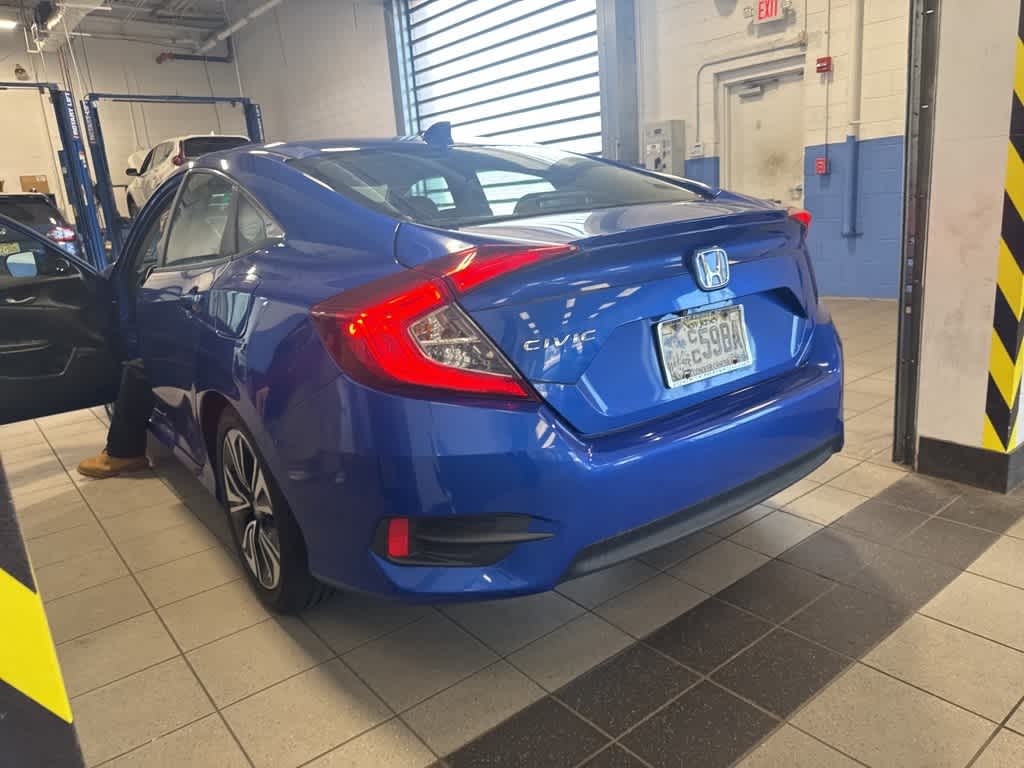 Thumbnail: 2017 Honda Civic - 10