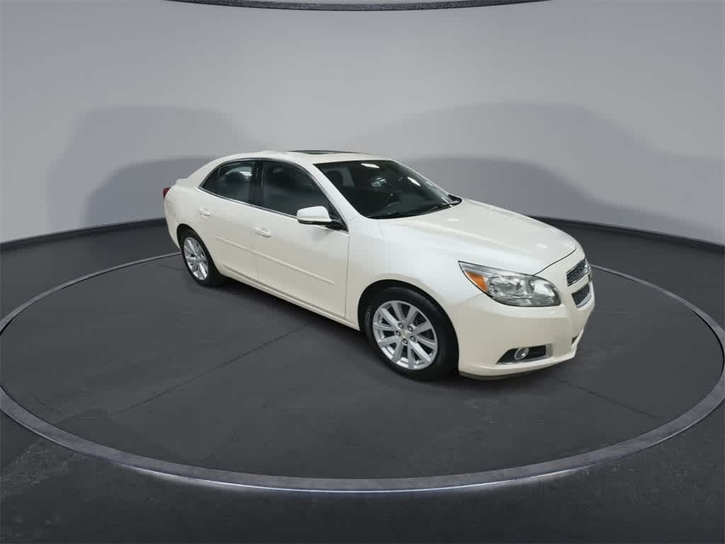 Thumbnail: 2013 Chevrolet Malibu - 2