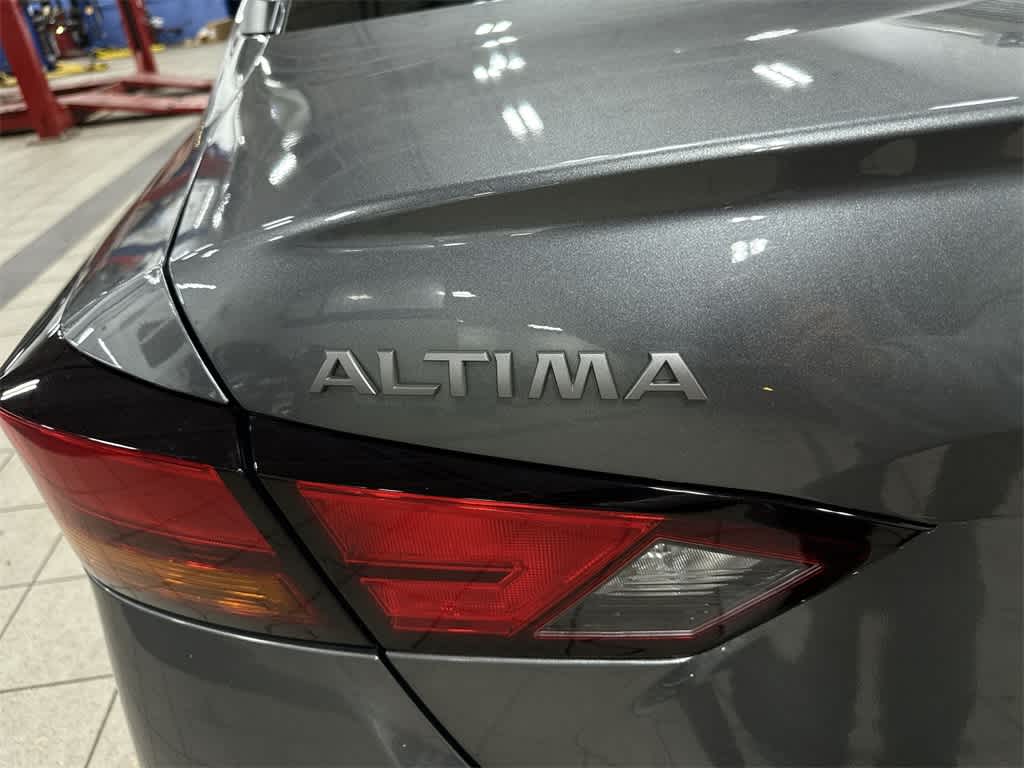 Thumbnail: 2023 Nissan Altima - 25