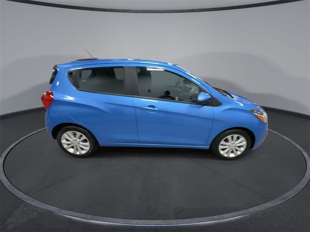 Thumbnail: 2017 Chevrolet Spark - 9