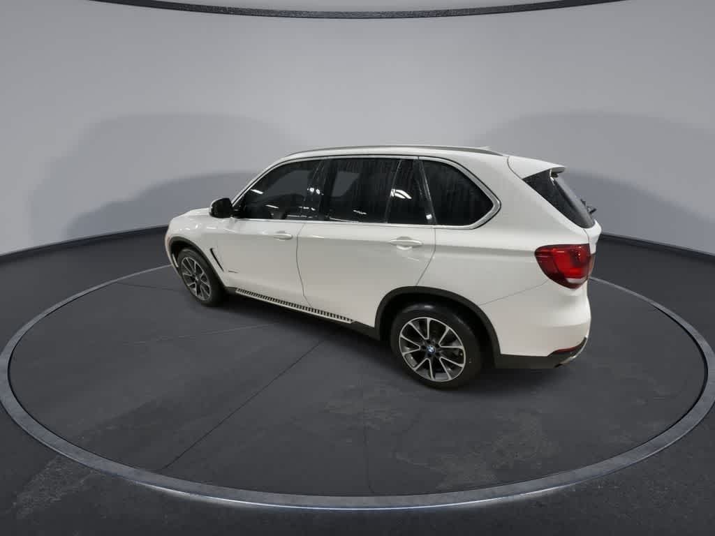 Thumbnail: 2018 BMW X5 - 6