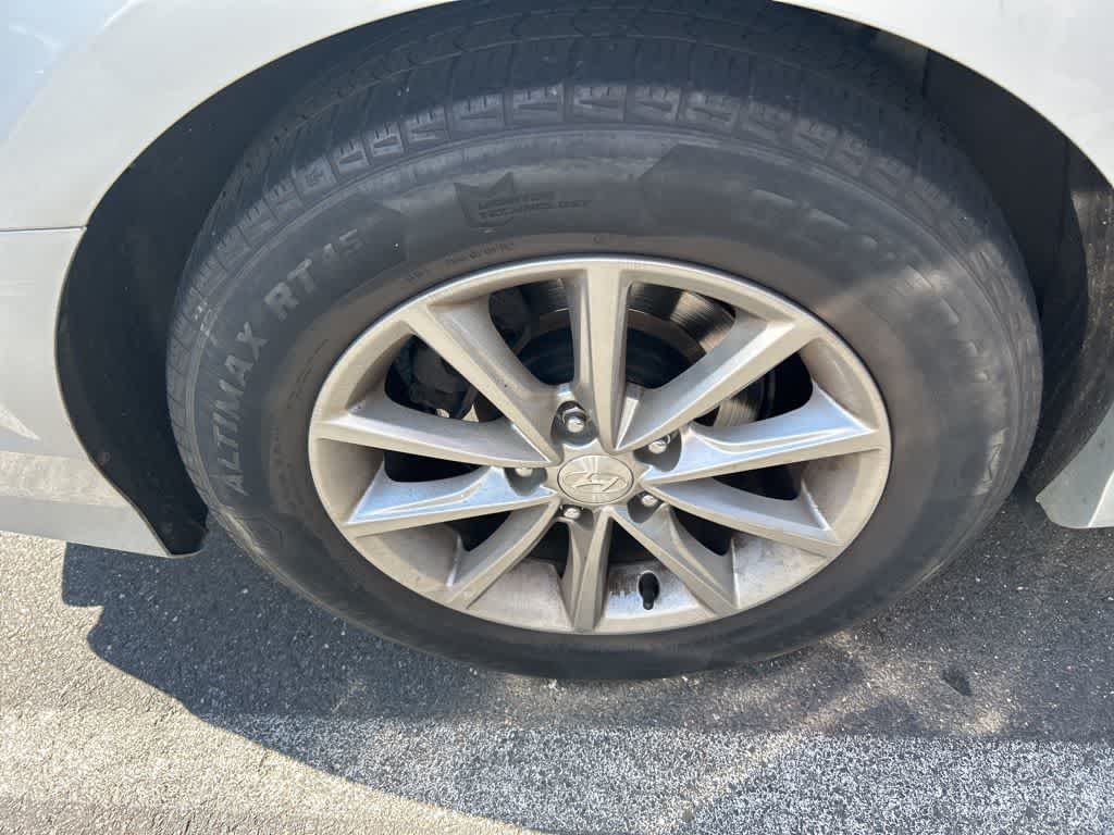 Thumbnail: 2019 Hyundai Sonata - 20