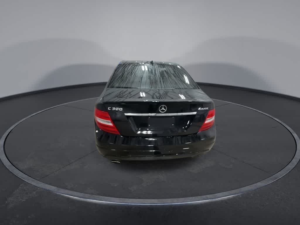 Thumbnail: 2014 Mercedes-Benz C-Class - 7