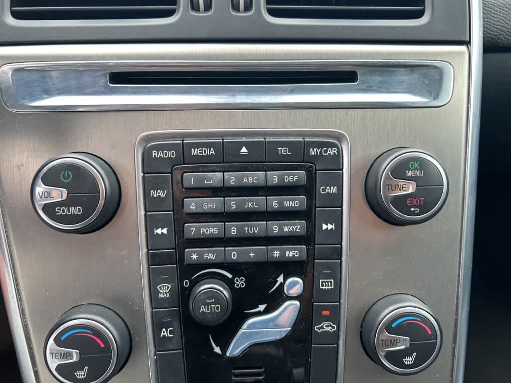 2012 Volvo XC60 3.2 23