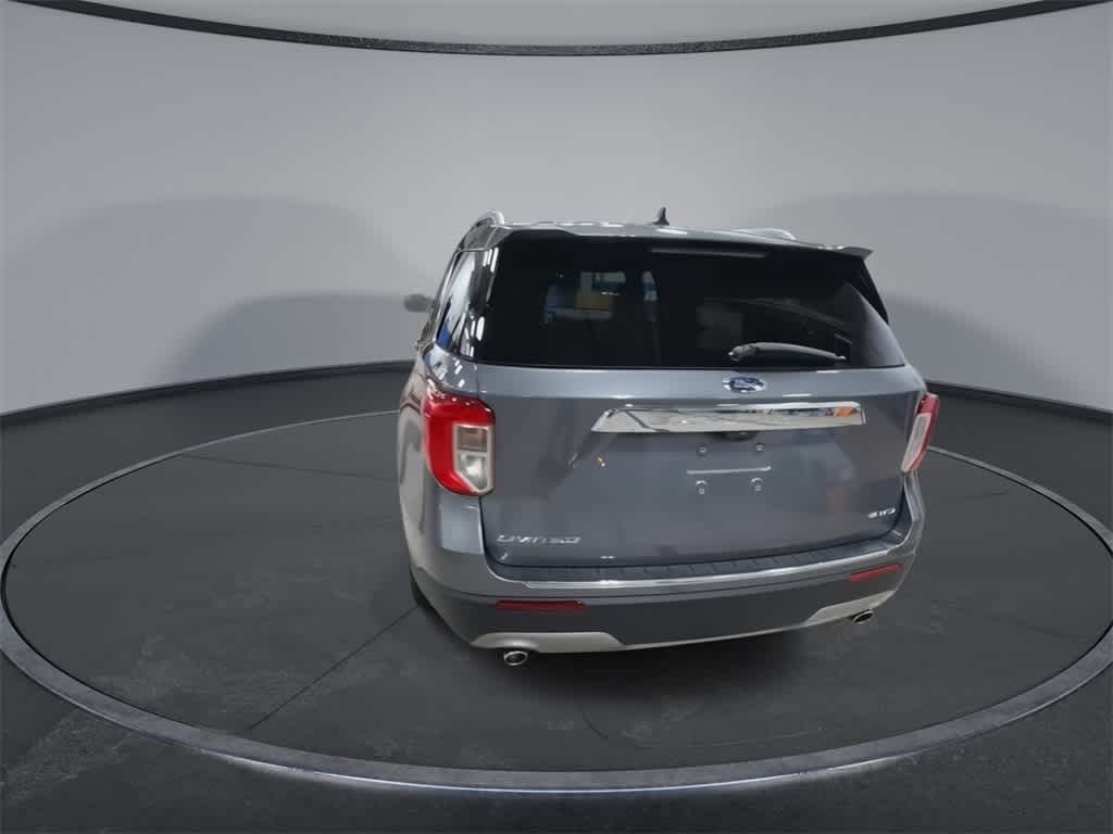Thumbnail: 2022 Ford Explorer - 7