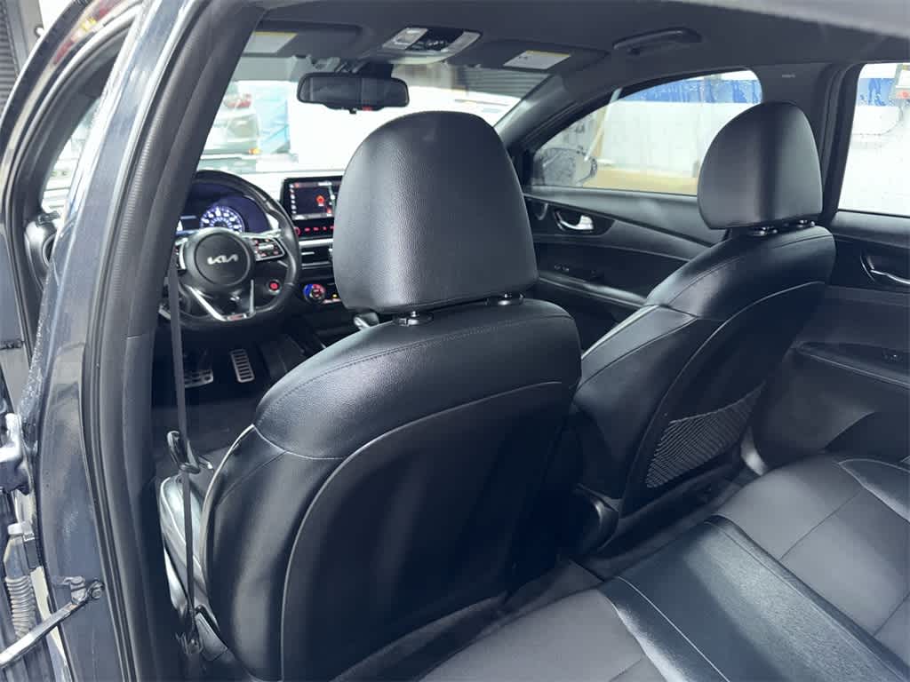 Thumbnail: 2023 Kia Forte - 27