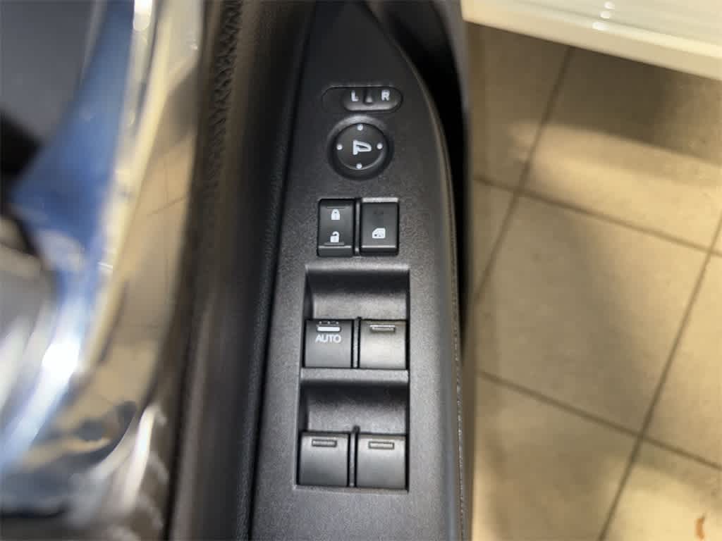 Thumbnail: 2017 Honda Accord - 21