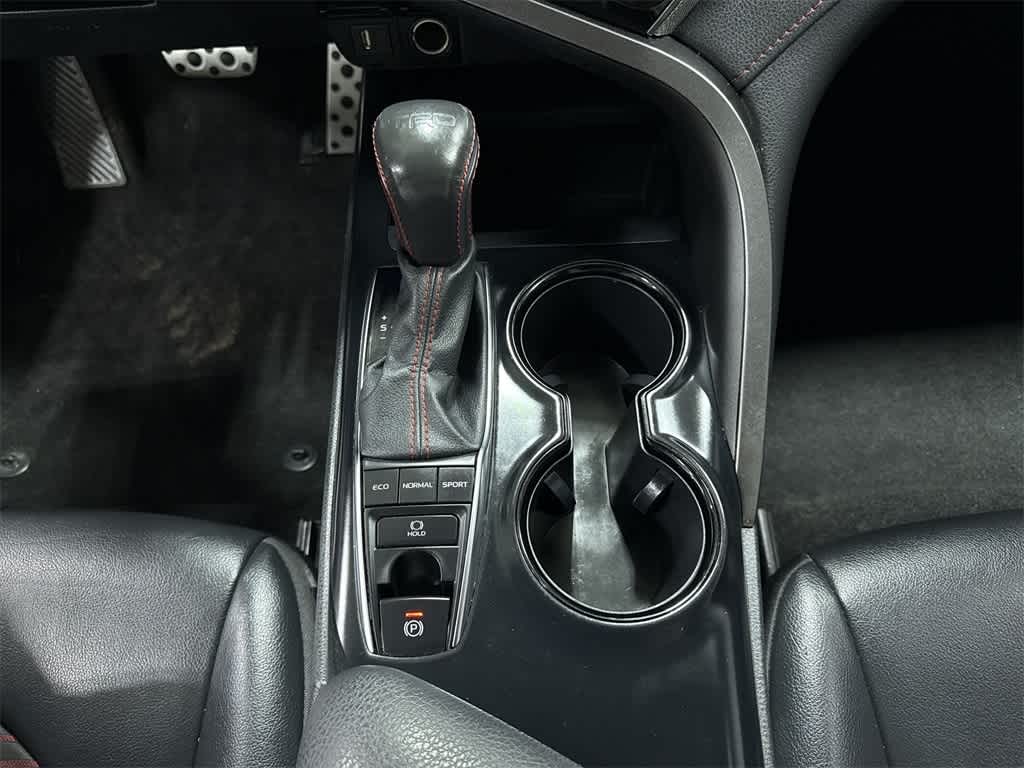 Thumbnail: 2020 Toyota Camry - 30