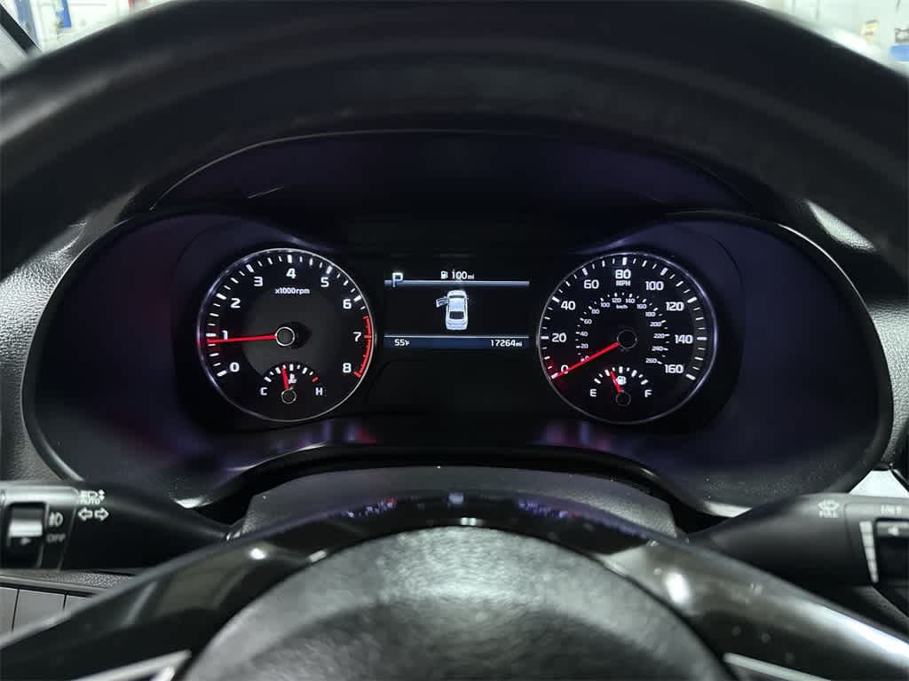 Thumbnail: 2023 Kia Forte - 32