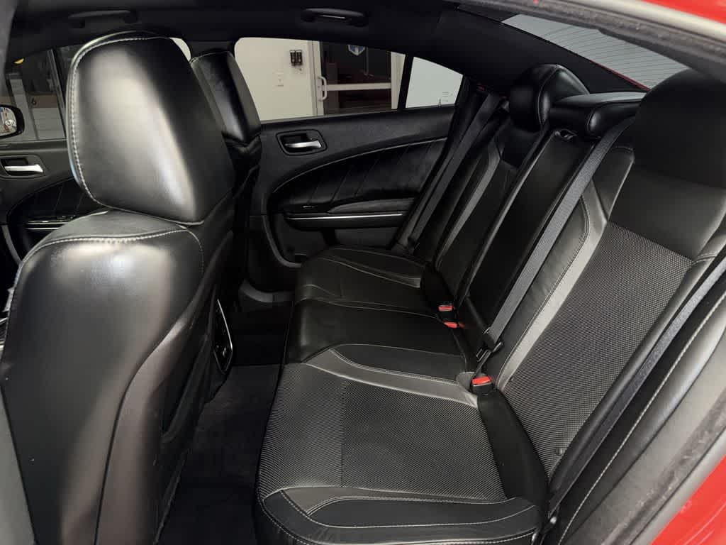 Thumbnail: 2016 Dodge Charger - 17