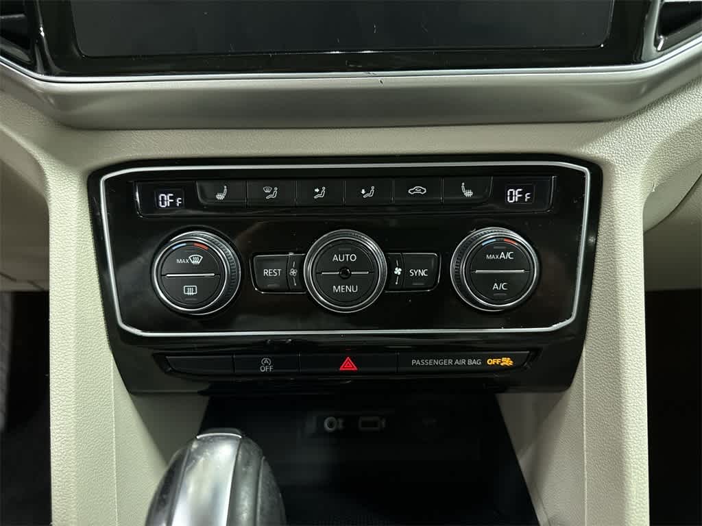 Thumbnail: 2018 Volkswagen Atlas - 22