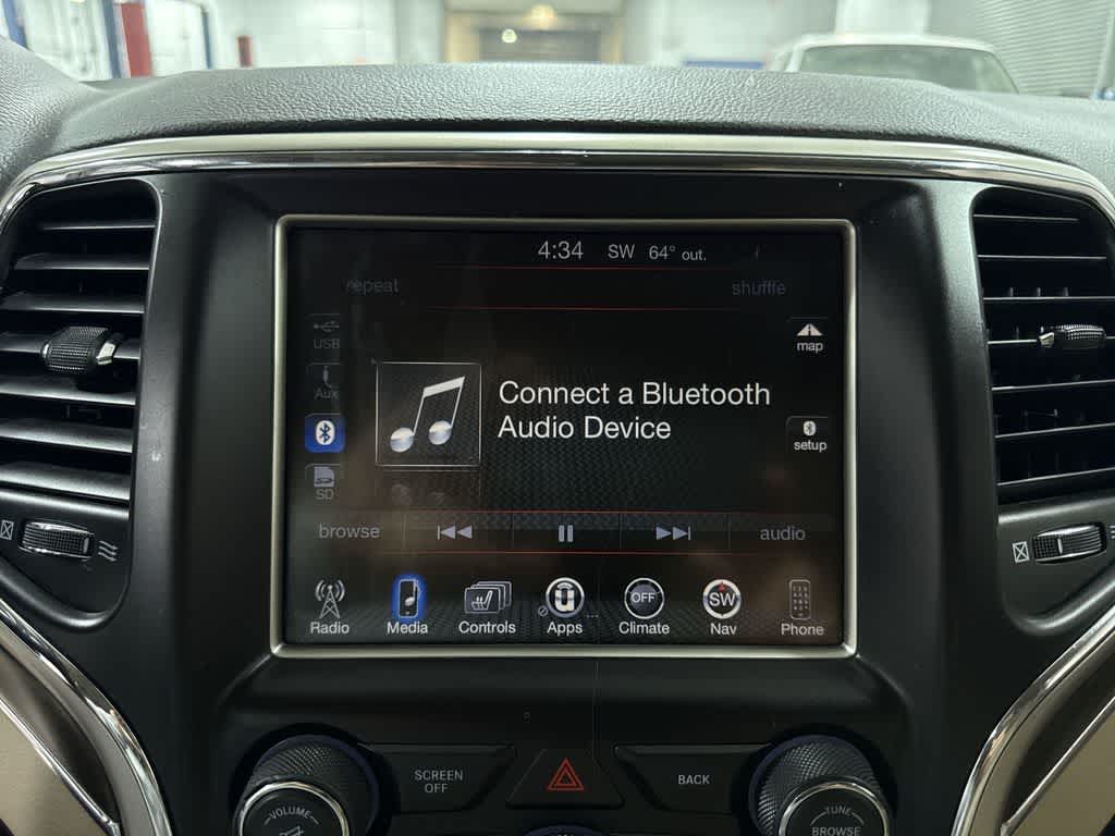 Thumbnail: 2015 Jeep Grand Cherokee - 21