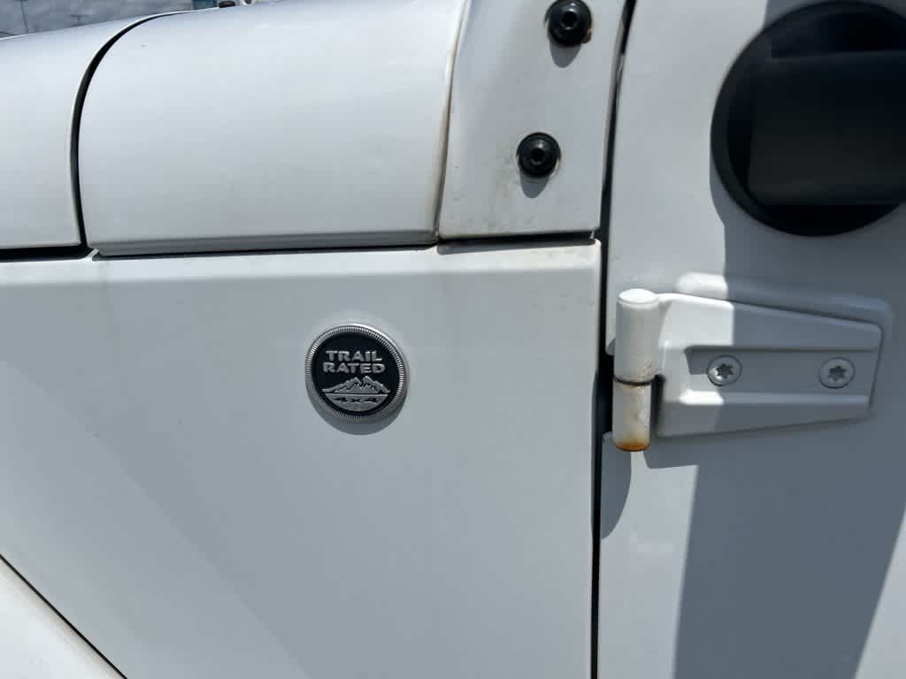 Thumbnail: 2015 Jeep Wrangler - 13