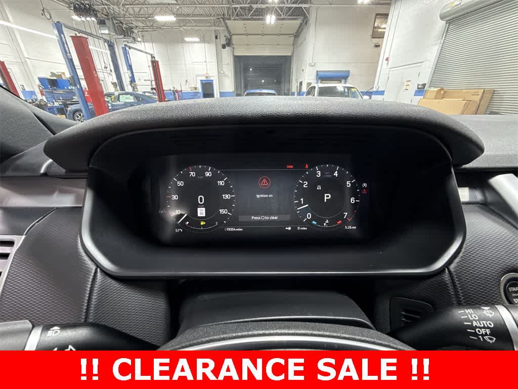 Thumbnail: 2024 Land Rover Discovery - 35